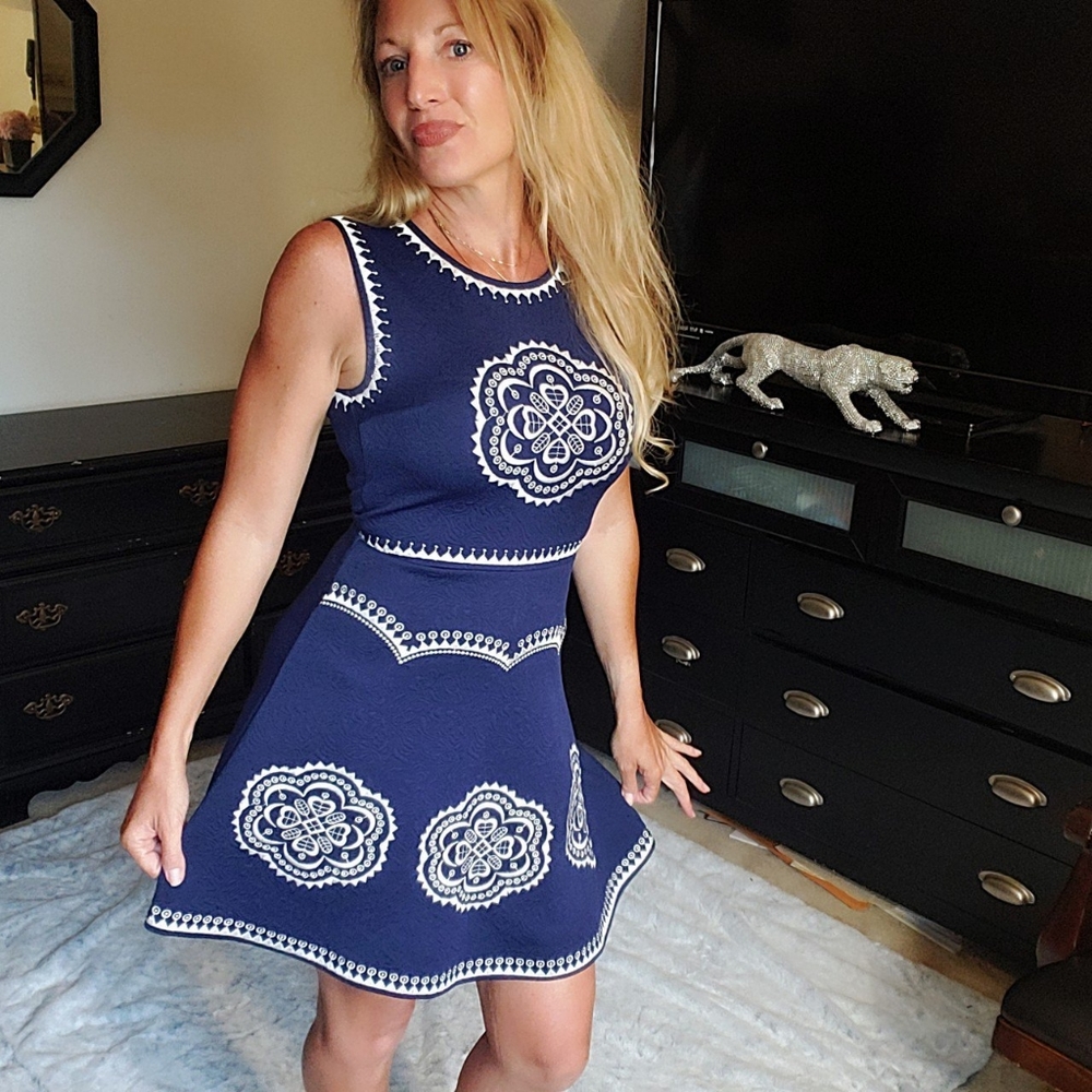 Alya | Blue & White Etched Dress Small